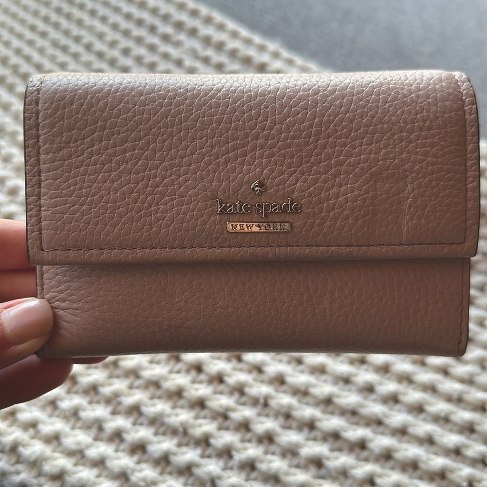 Kate spade wallet in light pink